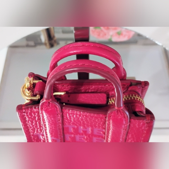 NWOT Marc Jacobs Nano Tote Bag Charm - Hot Pink - Picture 8 of 16
